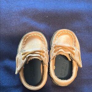 Speedy infant shoes
